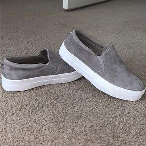 Steve Madden Grey Suede Sneakers